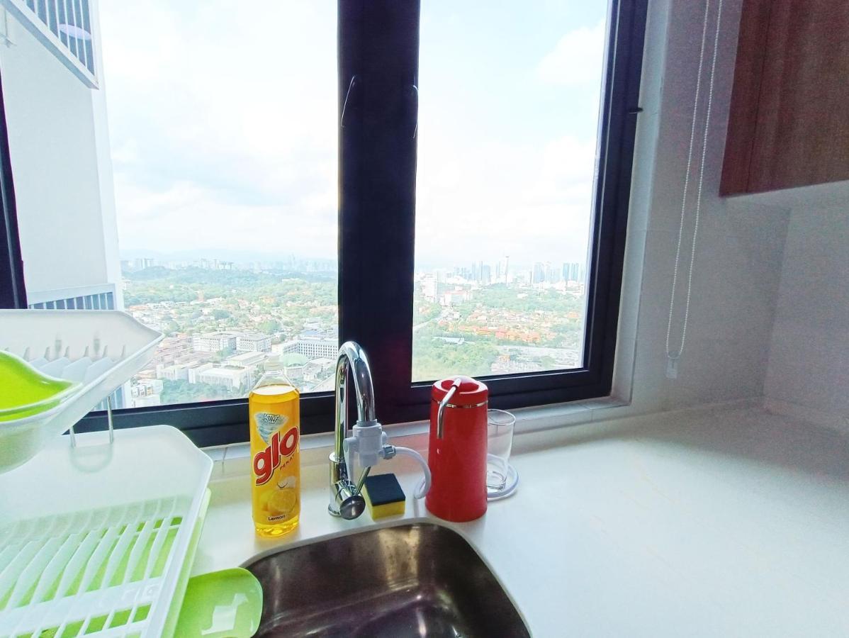 Netflix # Sky Suite Near Jaya One By Salaam Suites, 2 Pax Petaling Jaya Exterior foto