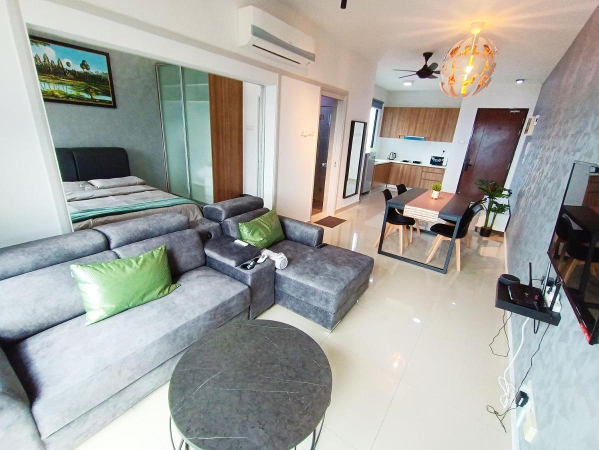 Netflix # Sky Suite Near Jaya One By Salaam Suites, 2 Pax Petaling Jaya Exterior foto